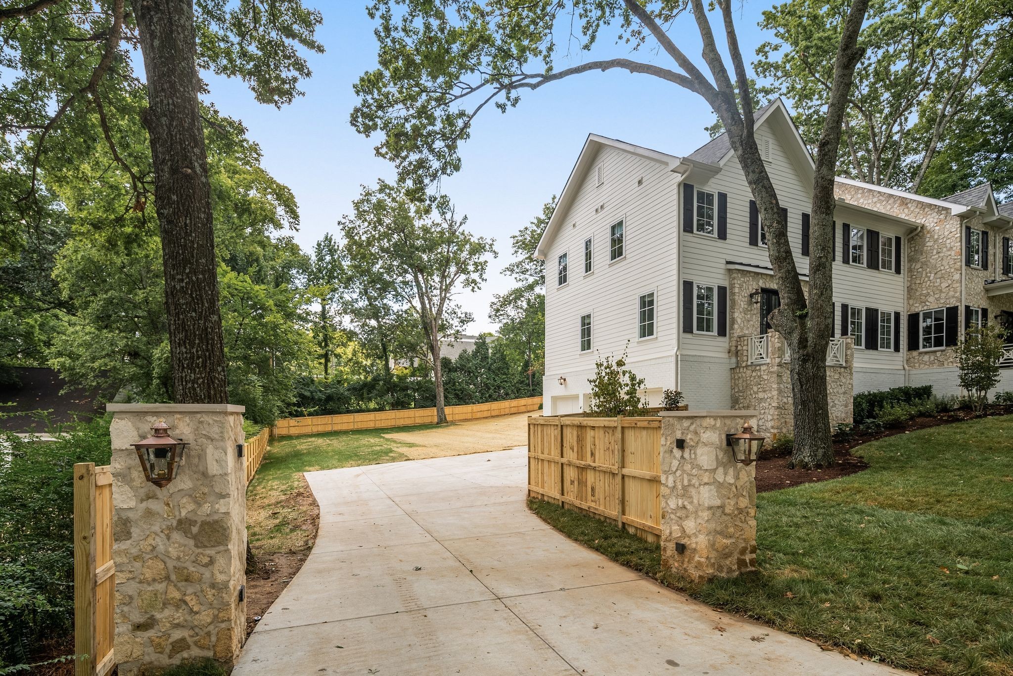 6137 Bresslyn Road Nashville, TN 37205 - Photo 63 of 65