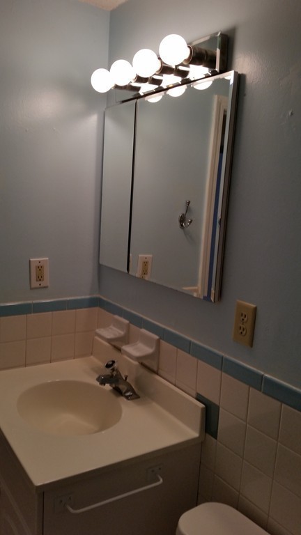 25 Clark's Road, Unit 210 Amesbury, MA 01913 - Photo 14 of 16 Gallery Image 14
