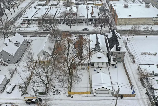 $280,000 | 1514 West 73rd Street, Chicago, IL 60636