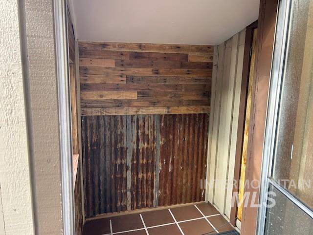 820 Sweeney Road Elk City, ID 83525 - Photo 2 of 45 Detailed view of wood walls