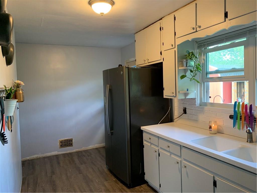 349 North Franklin Road Indianapolis, IN 46219 - Photo 12 of 36 Gallery Image 12