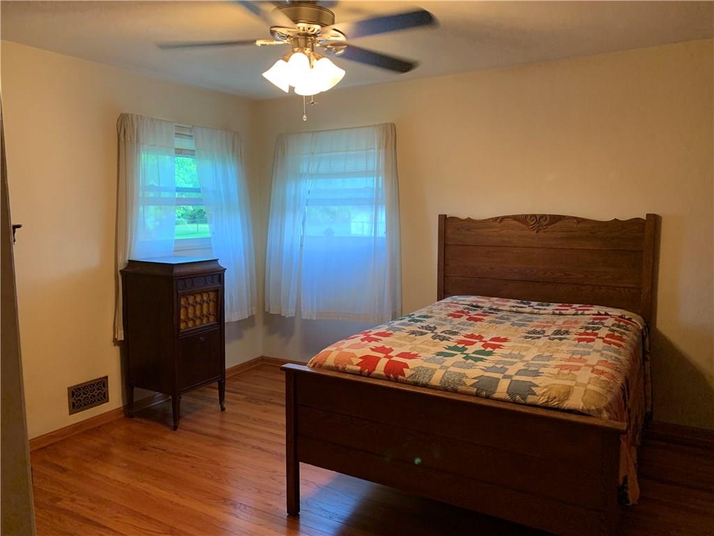 349 North Franklin Road Indianapolis, IN 46219 - Photo 18 of 36 Gallery Image 18