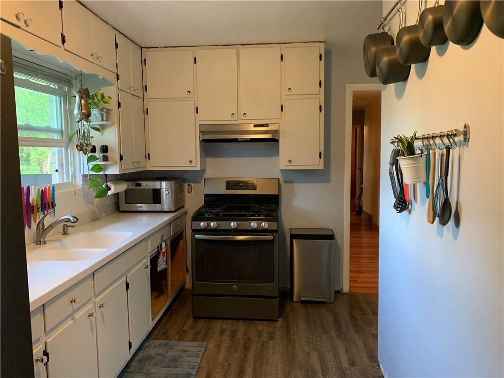 349 North Franklin Road Indianapolis, IN 46219 - Photo 10 of 36 Gallery Image 10