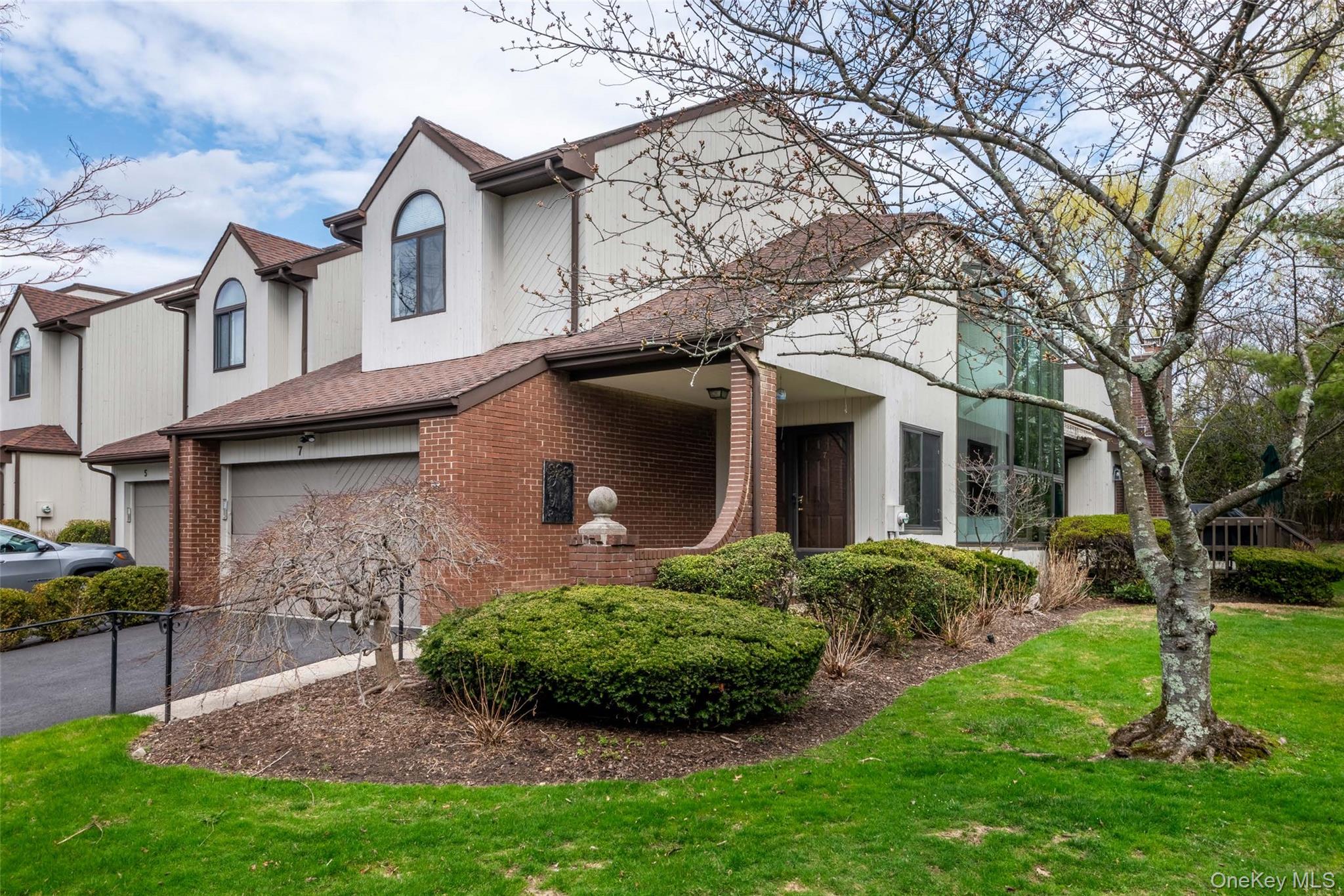 7 Brookridge Road New Rochelle, NY 10804 - Photo 1 of 28 Front