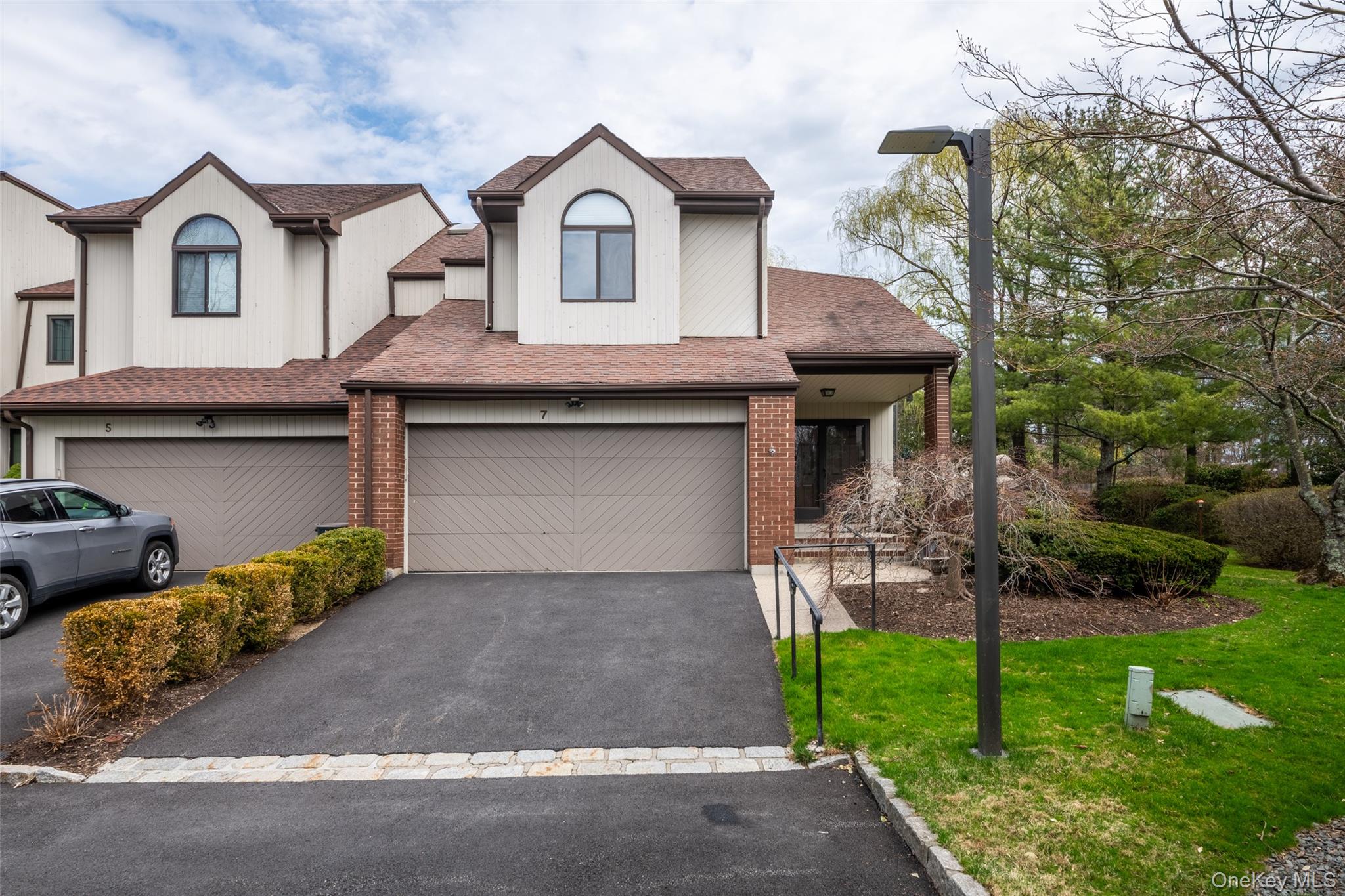 7 Brookridge Road New Rochelle, NY 10804 - Photo 2 of 28 Front