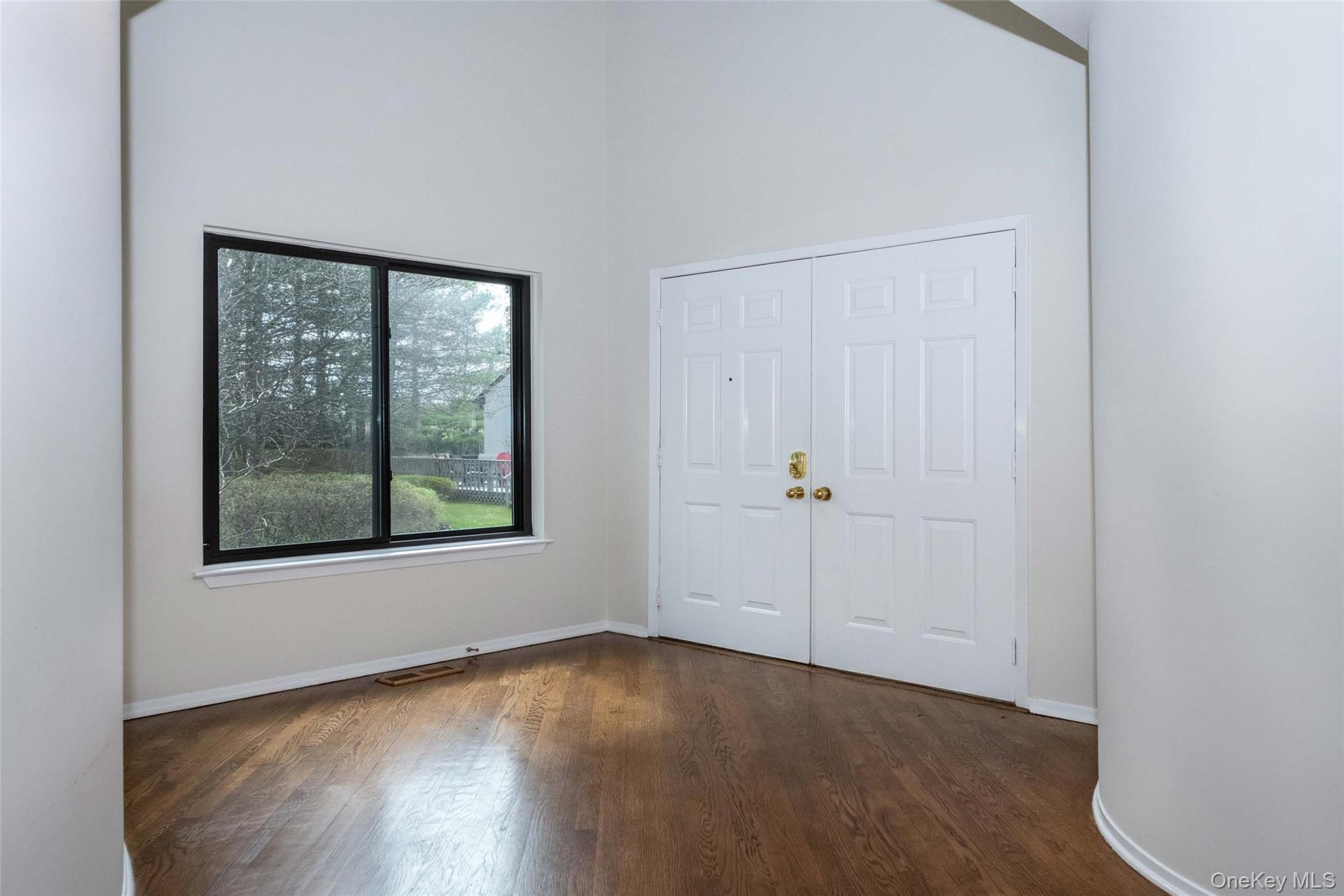 7 Brookridge Road New Rochelle, NY 10804 - Photo 5 of 28