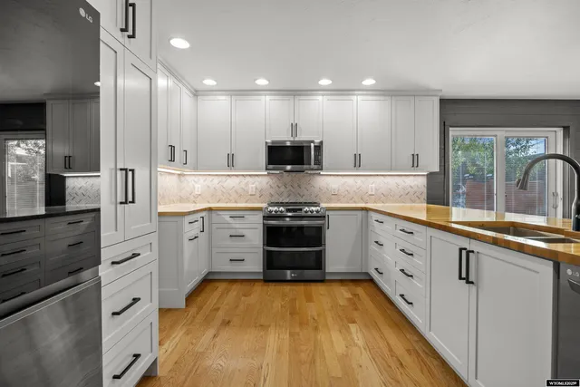 $625,000 | 5102 Vista Way, Casper, WY 82601