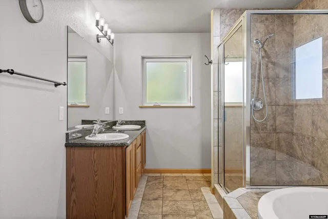 $625,000 | 5102 Vista Way, Casper, WY 82601