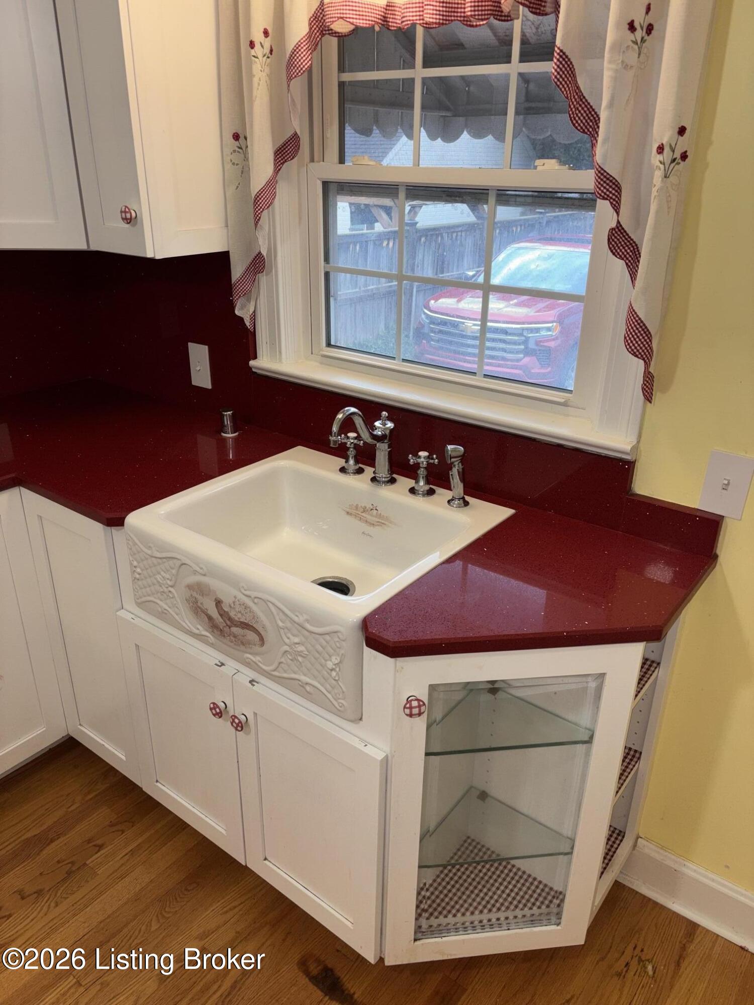 3404 Lexington Road Louisville, KY 40207 - Photo 23 of 55 IMG_2098