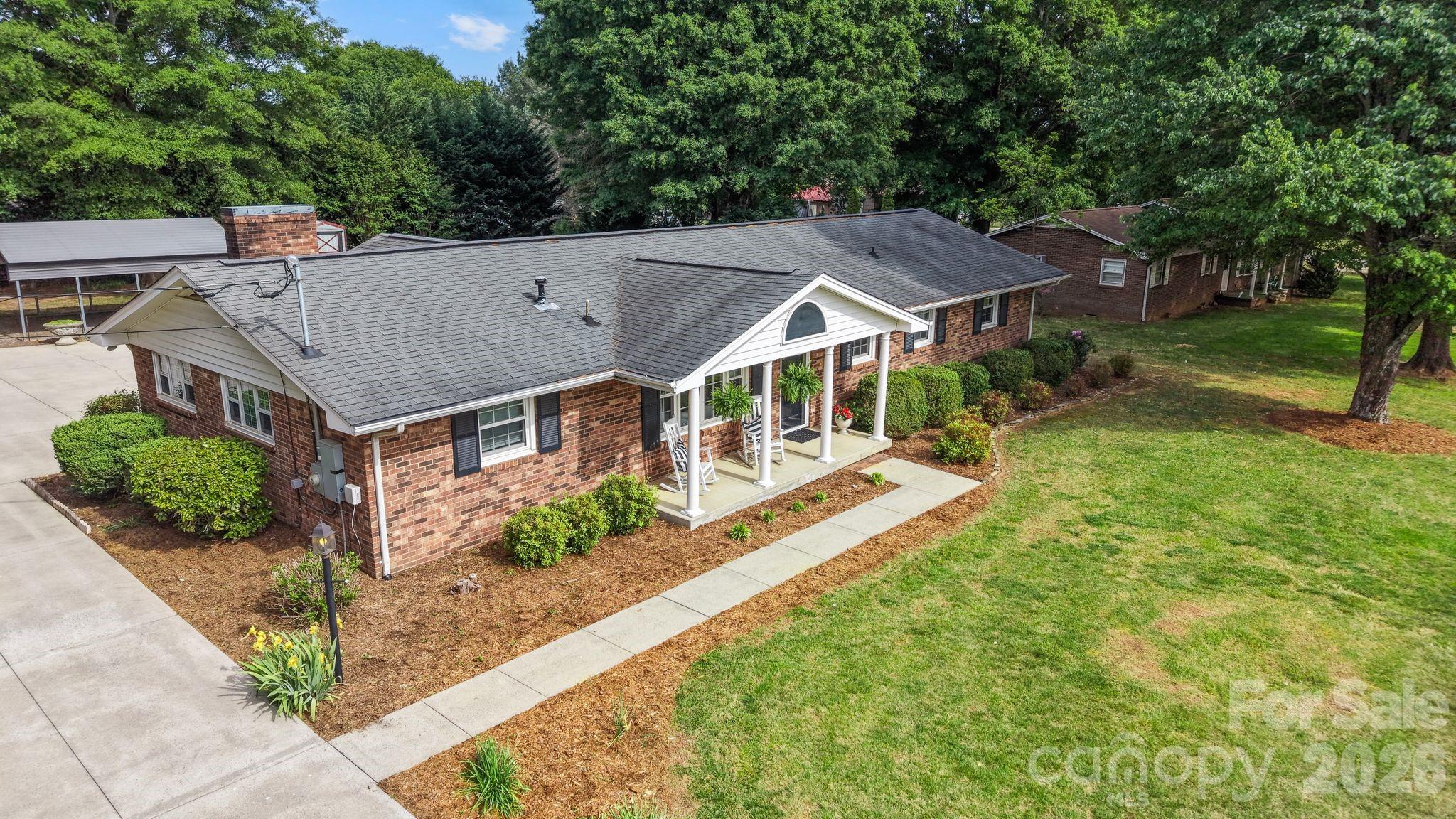 3328 Sulphur Springs Road Northeast Hickory, NC 28601 - Photo 36 of 44