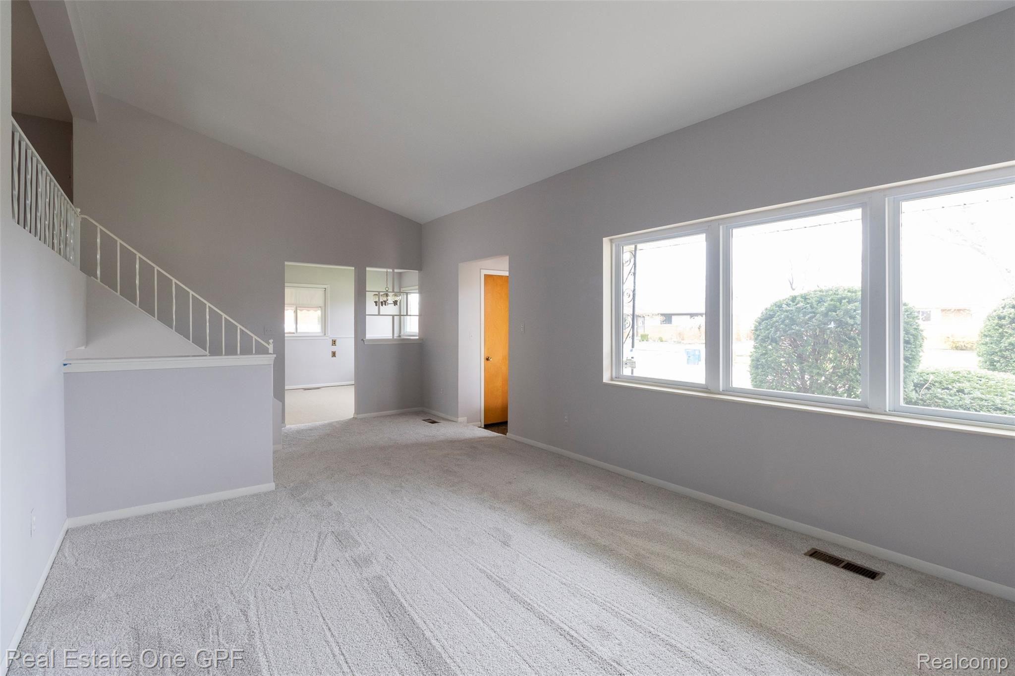 18210 Rainbow Road Fraser, MI 48026 - Photo 7 of 41 008- 18021 Rainbow Road - OnDemand Pix Photography.jpg