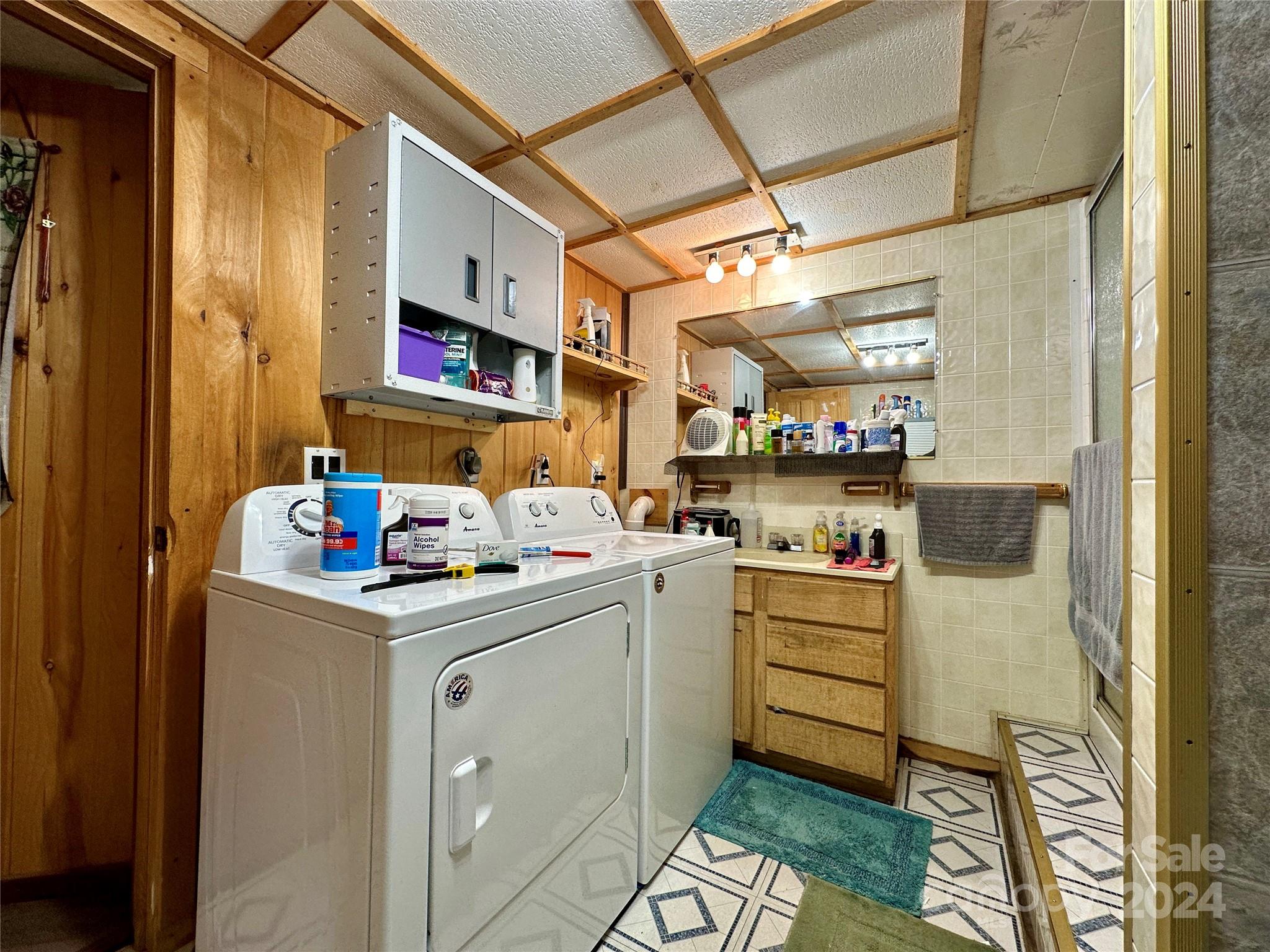 4453 Scott Road Morganton, NC 28655 - Photo 27 of 44 a room with storage and utility