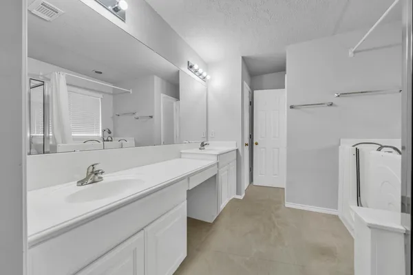 $1,800 | 5418 Timbers Quail Drive, Humble, TX 77346