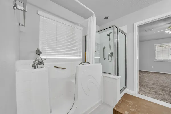 $1,800 | 5418 Timbers Quail Drive, Humble, TX 77346