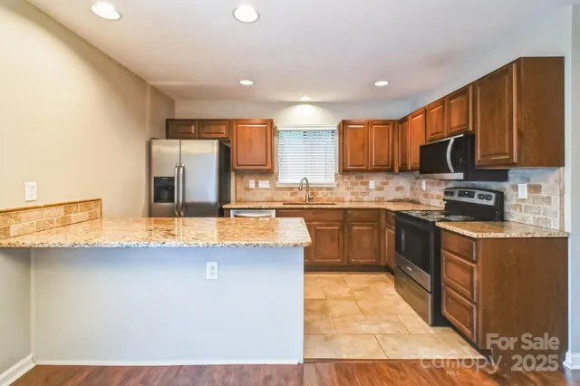 $330,000 | 3909 North Course Drive, Charlotte, NC 28277