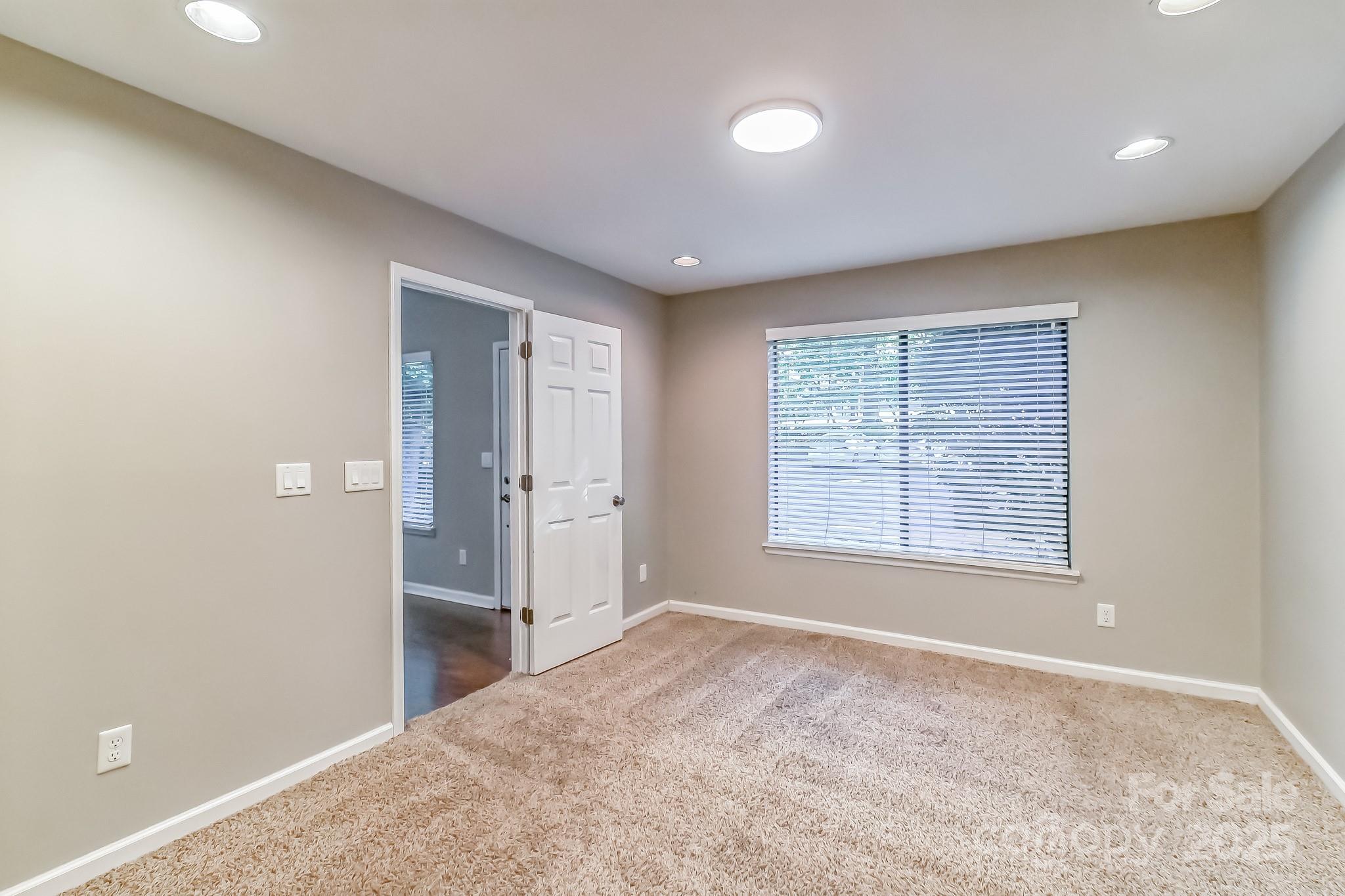 3909 North Course Drive Charlotte, NC 28277 - Photo 10 of 15