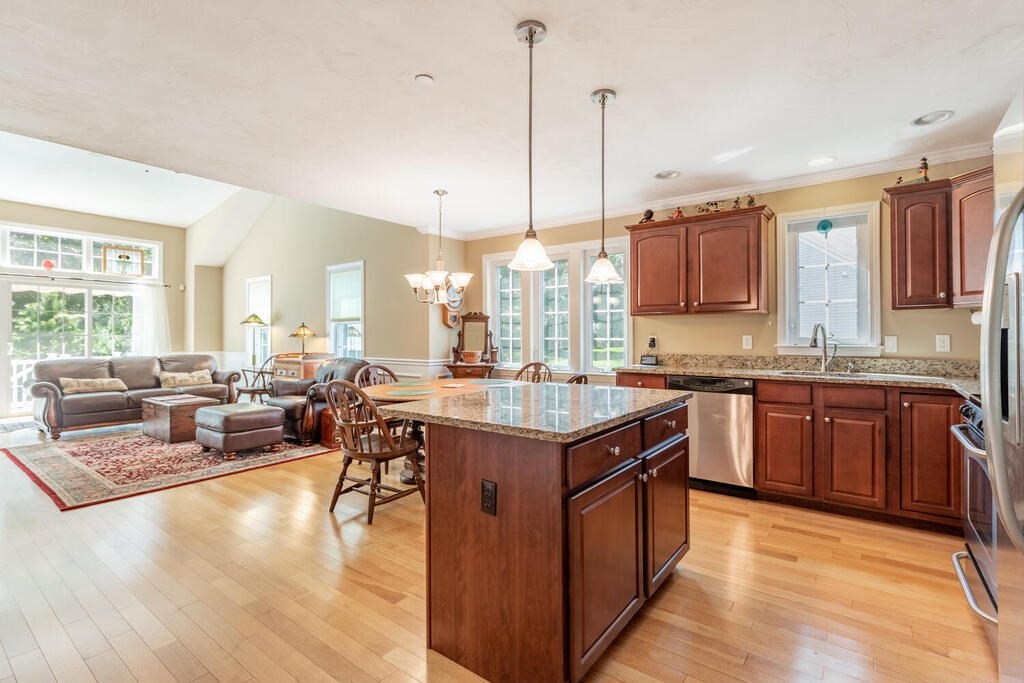 26 Hayloft Lane, Unit 26 Marshfield, MA 02050 - Photo 17 of 29