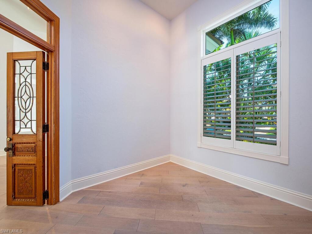 180 7th Avenue South Naples, FL 34102 - Photo 12 of 20