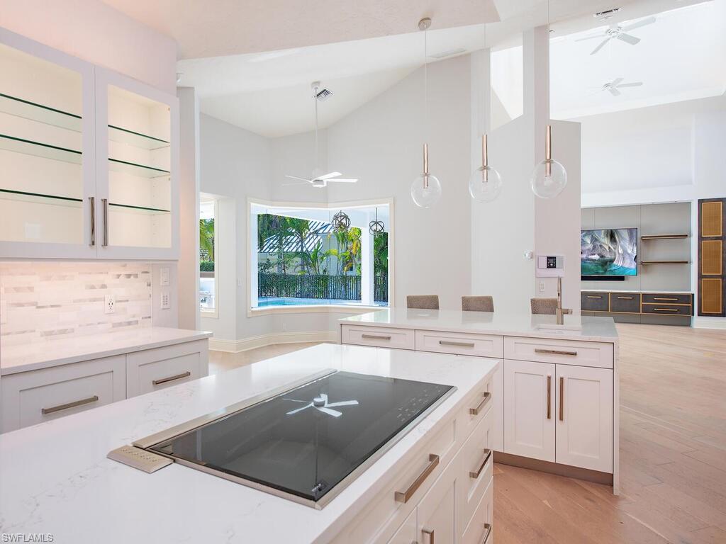 180 7th Avenue South Naples, FL 34102 - Photo 9 of 20