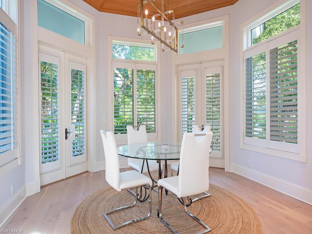 180 7th Avenue South Naples, FL 34102 - Photo 10 of 20