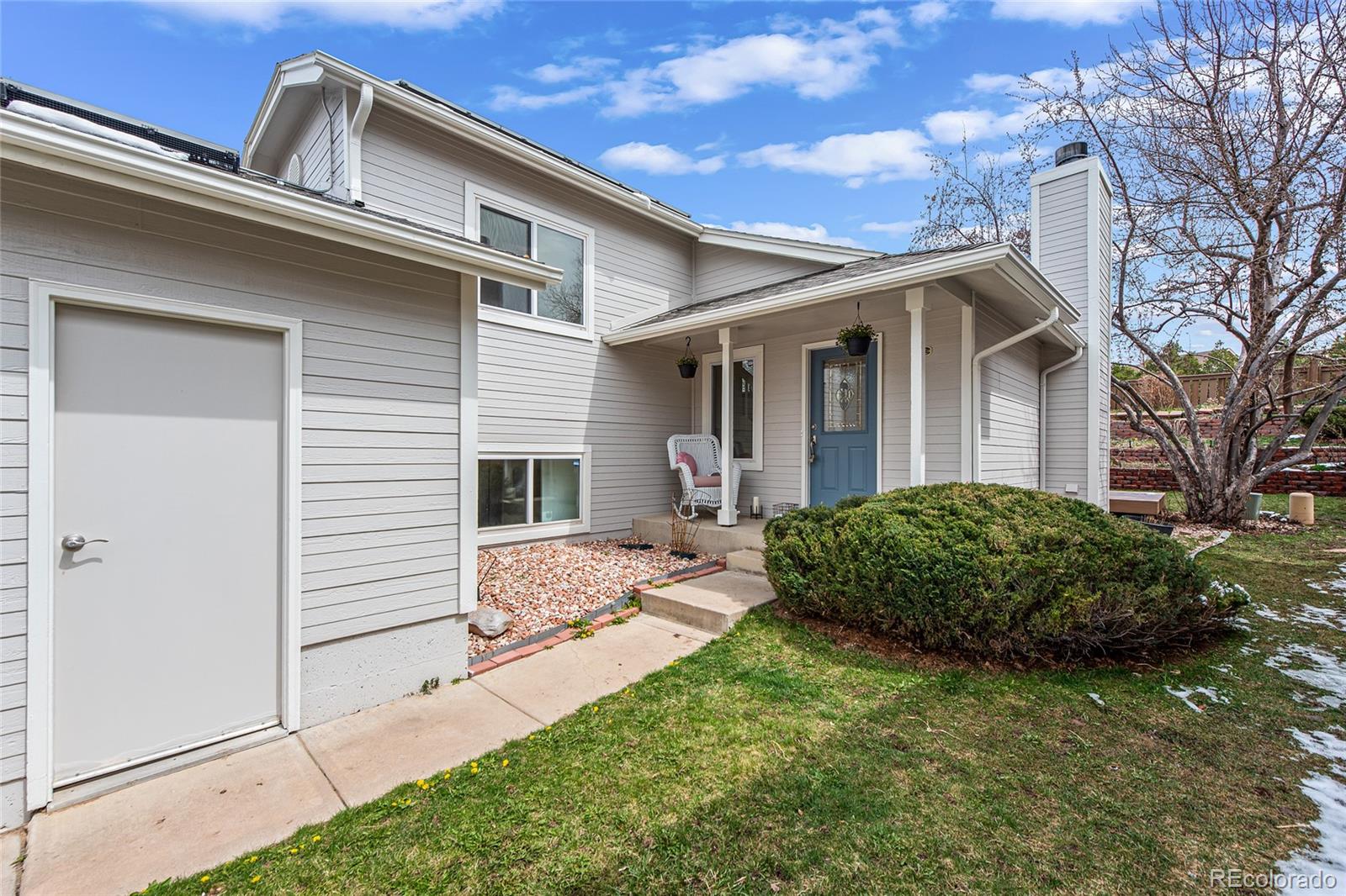 9482 Devon Court Highlands Ranch, CO 80126 - Photo 4 of 30 Gallery Image 4