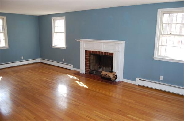 20 Hickory Hill Road Manchester, MA 01944 - Photo 5 of 11 Gallery Image 5