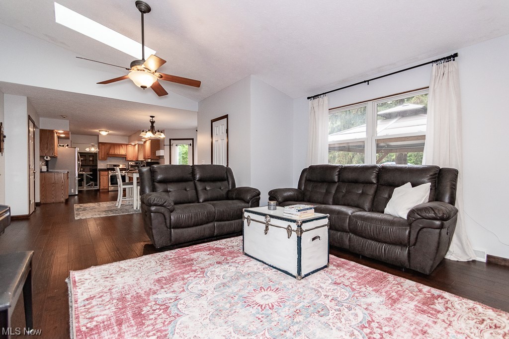6464 Chapel Road Madison, OH 44057 - Photo 4 of 13