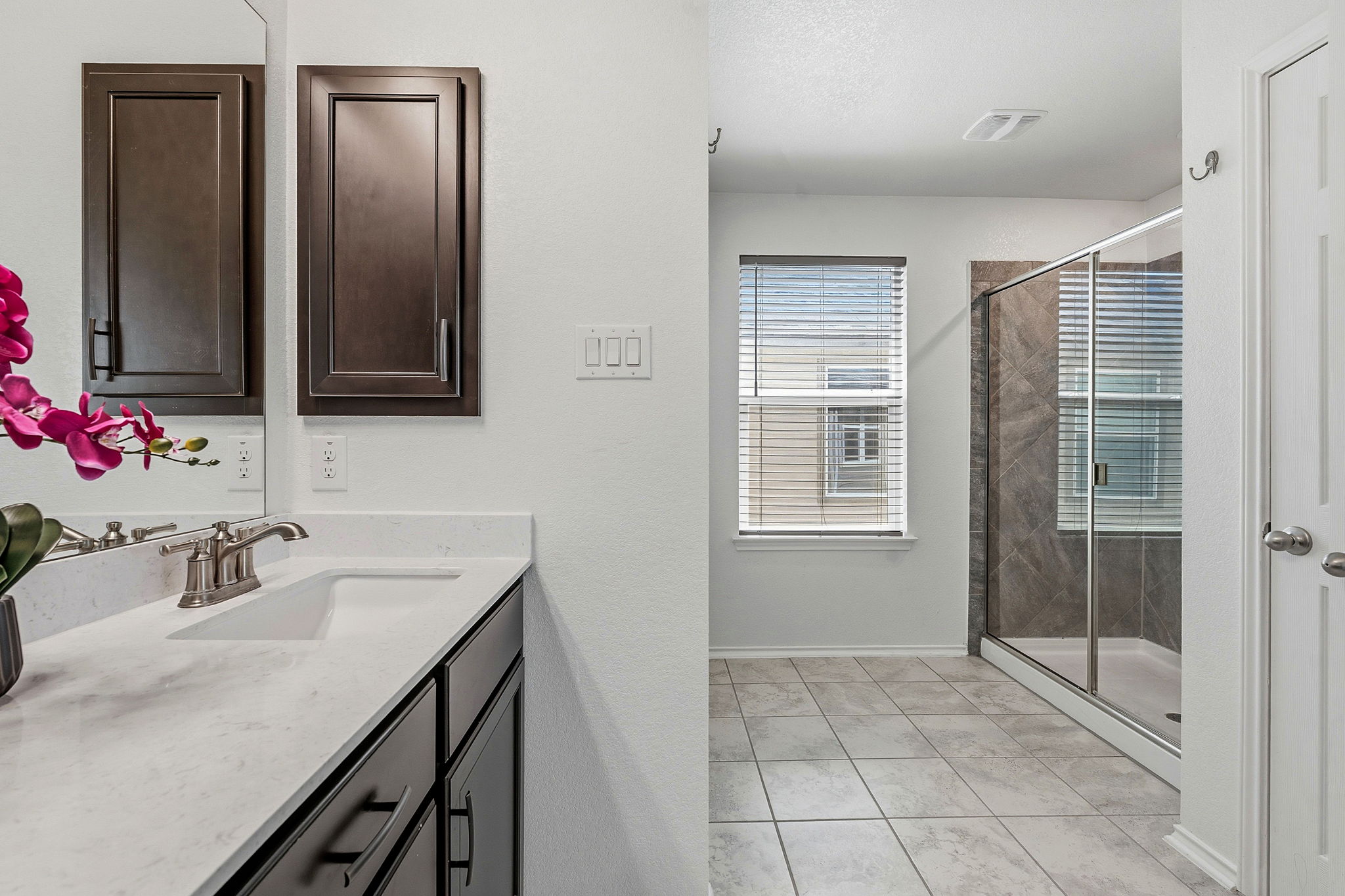 13928 Inaugural Street Manor, TX 78653 - Photo 27 of 34 Large shower - no tub to gather dust!
