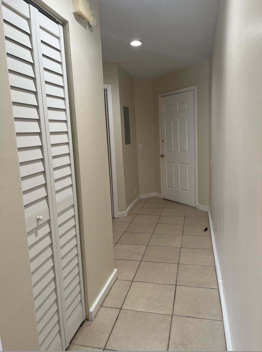 1255 Ponce Island Drive, Unit G787 St. Augustine, FL 32095 - Photo 5 of 14 a view of an empty room