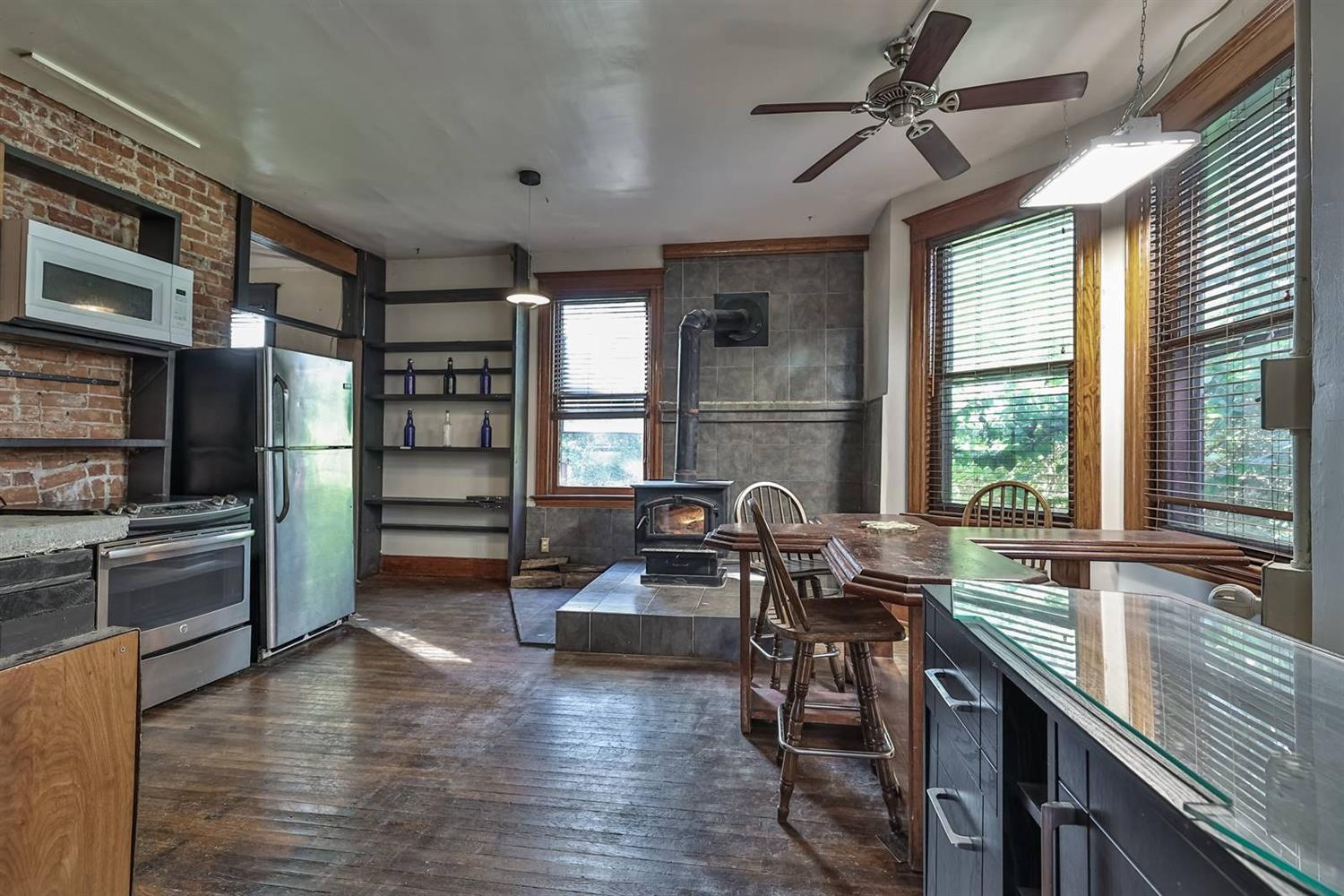 4735 Winton Road Cincinnati, OH 45232 - Photo 9 of 34 Gallery Image 9