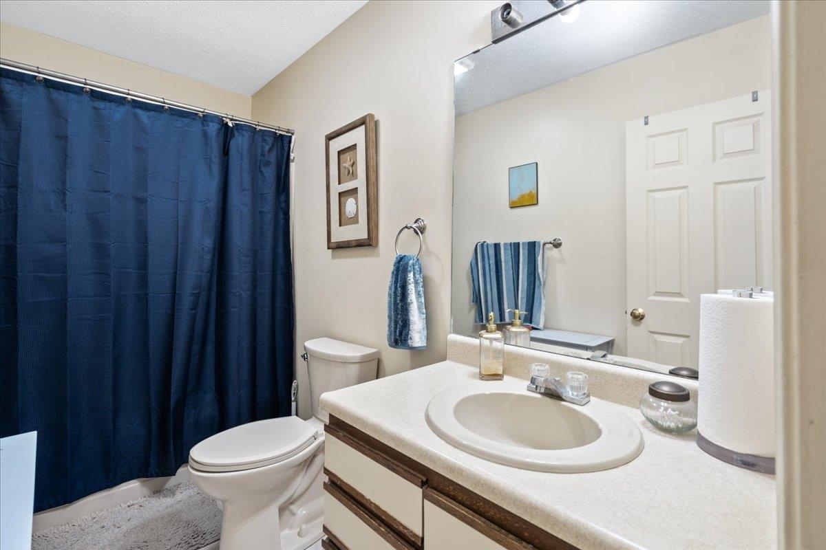 1901 Bodwell Road, Unit 29 Manchester, NH 03109 - Photo 4 of 24