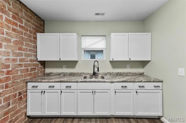 $145,000 | 314 North 3rd Street, Wood River, IL 62095