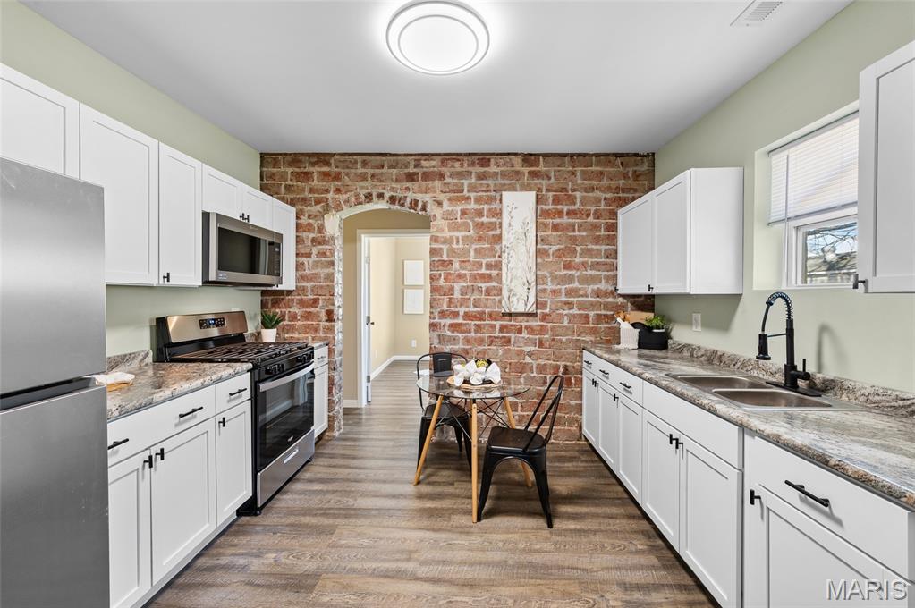 314 North 3rd Street Wood River, IL 62095 - Photo 19 of 30