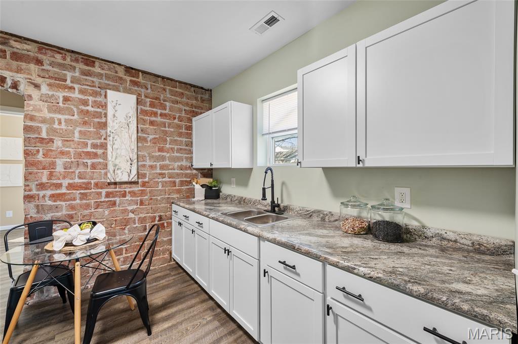 314 North 3rd Street Wood River, IL 62095 - Photo 22 of 30