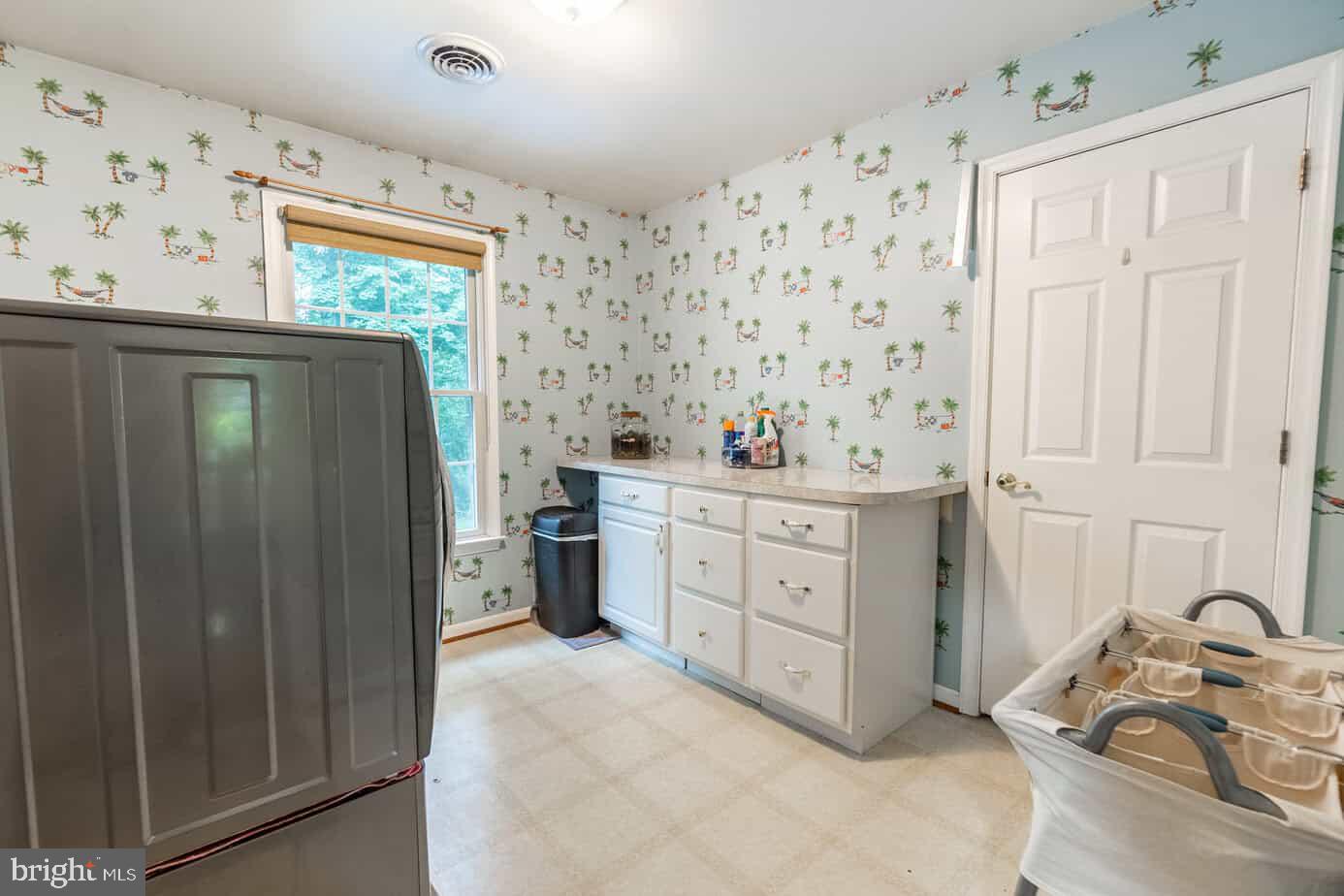 15214 Old Hanover Road Upperco, MD 21155 - Photo 20 of 46 Laundry