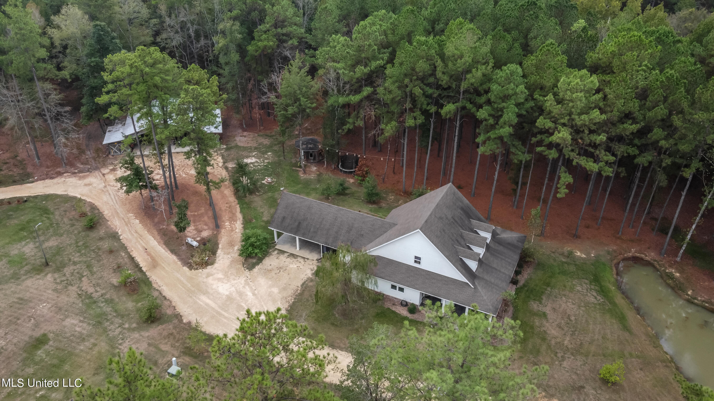 124 Oak Tree Lane Brandon, MS 39042 - Photo 10 of 78 124 Oak Tree Lane drone