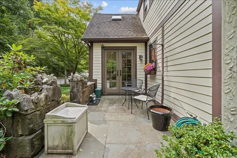 a view of a yard with a trees