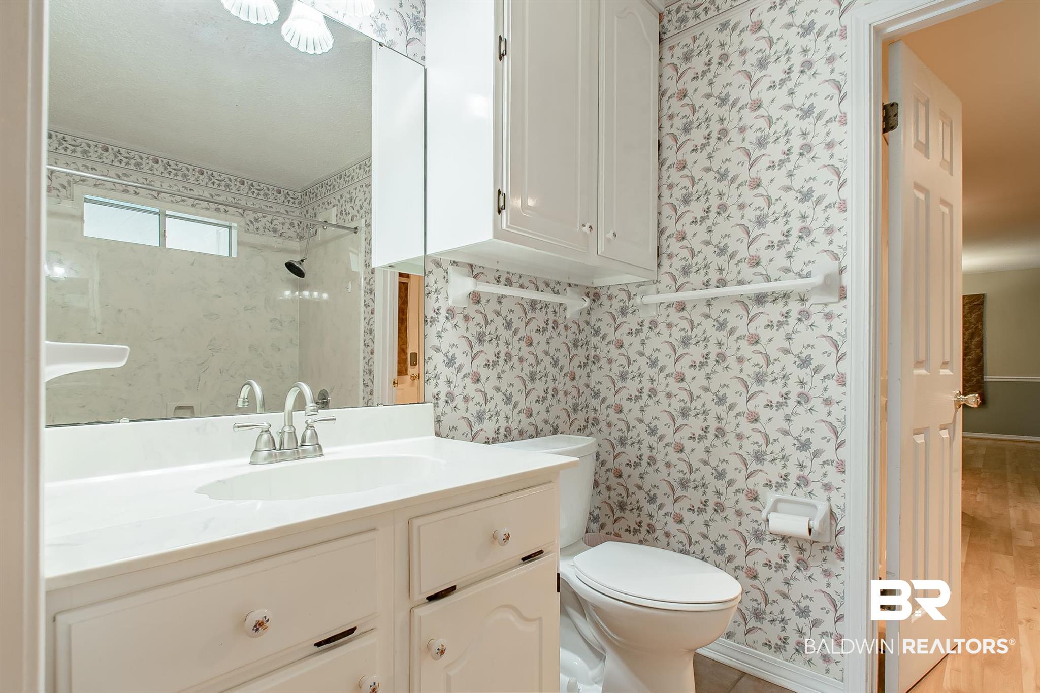 138 Fairway Drive Daphne, AL 36526 - Photo 18 of 34 Owner's Bathroom