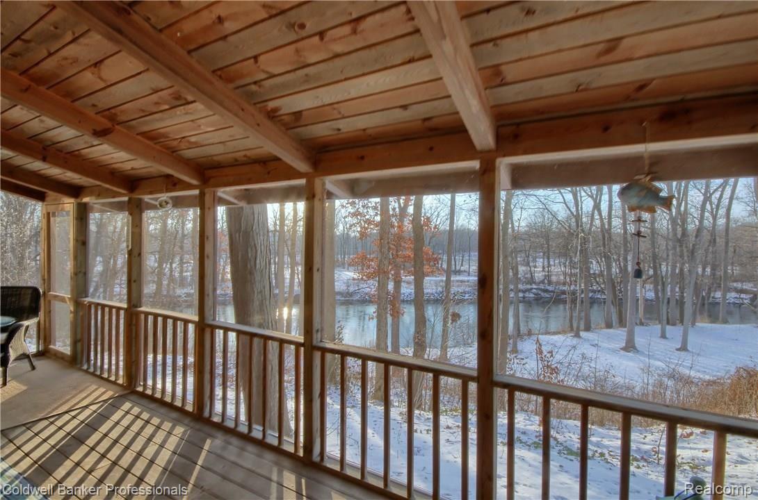 18260 Hannan Road New Boston, MI 48164 - Photo 26 of 30 Enclosed_Deck_2nd_View.jpg