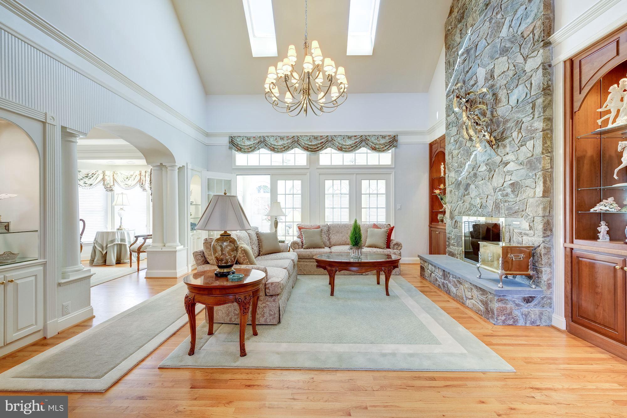 2669 Brook Valley Road Frederick, MD 21701 - Photo 6 of 70 CUSTOM DESIGNED MOLDINGS & CABINETRY ON BOTH SIDES