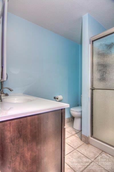 2124 Northeast Wells Acres Road Bend, OR 97701 - Photo 15 of 21 Gallery Image 15