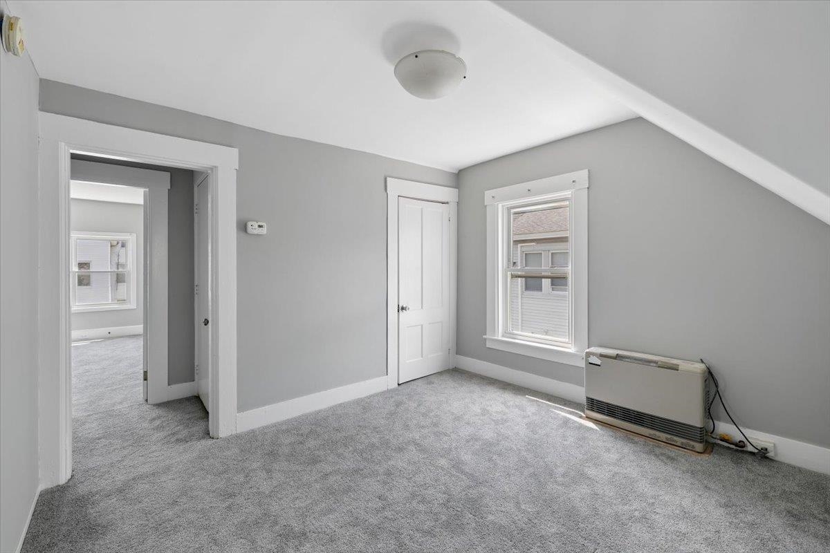 336 Spruce Street Manchester, NH 03103 - Photo 24 of 44