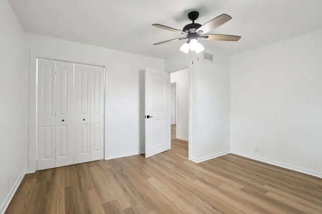 $445,000 | 23 Oaklawn Avenue, Yorkville, IL 60560