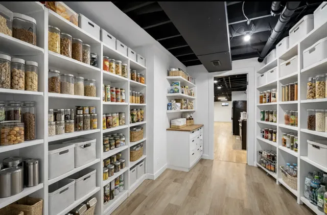 $445,000 | 23 Oaklawn Avenue, Yorkville, IL 60560