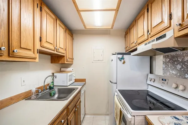 $319,900 | 2205 Arapahoe Avenue, Unit 8, Boulder, CO 80302