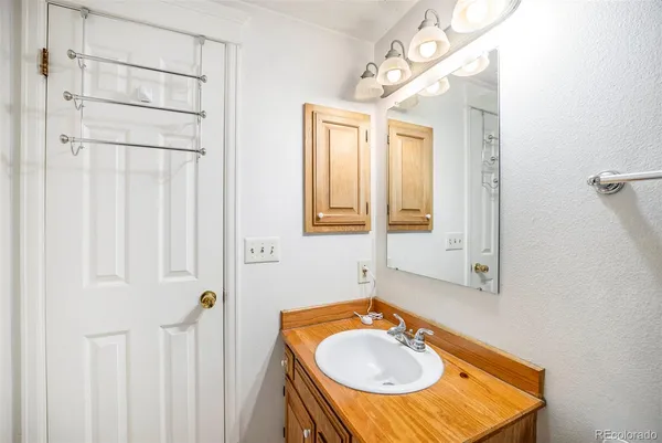 $319,900 | 2205 Arapahoe Avenue, Unit 8, Boulder, CO 80302