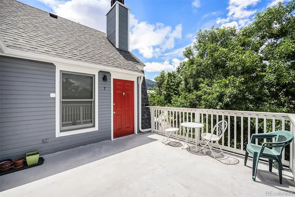 $319,900 | 2205 Arapahoe Avenue, Unit 8, Boulder, CO 80302