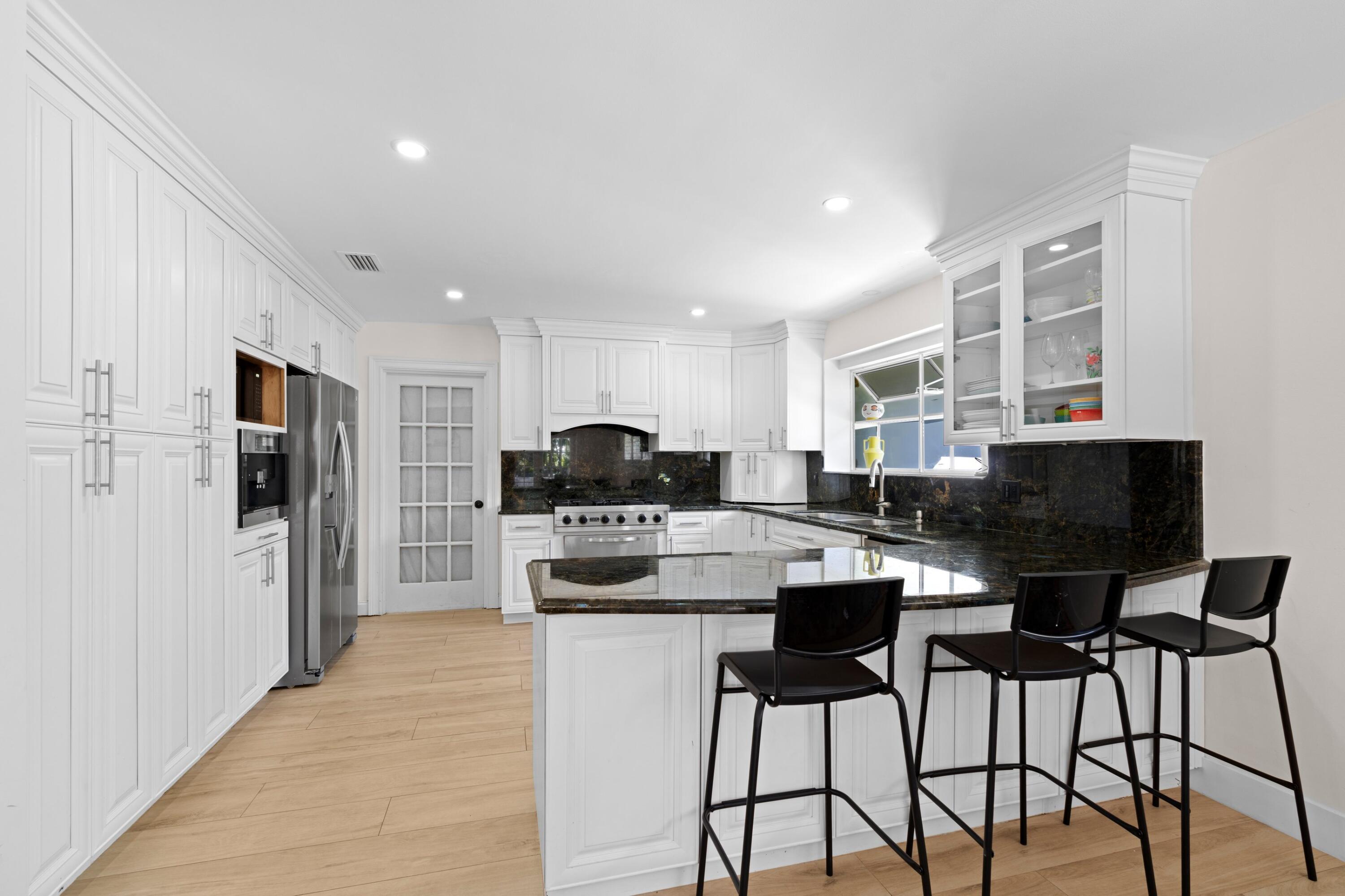 486 Northwest 1st Street Boca Raton, FL 33432 - Photo 11 of 48 Kitchen Island