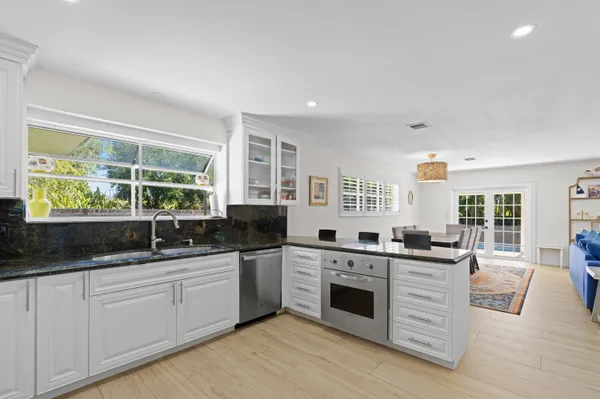 $6,500 | 486 Northwest 1st Street, Boca Raton, FL 33432