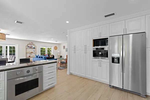 $6,500 | 486 Northwest 1st Street, Boca Raton, FL 33432